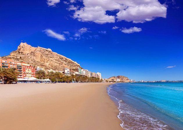 4 Bedrooms -Seneca Center Apartment Alicante Dış mekan fotoğraf